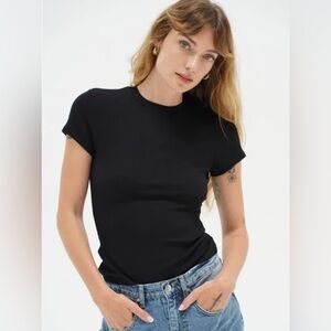LNA FITTED RIBBED CREW TEE - BLACK Size‎ Medium